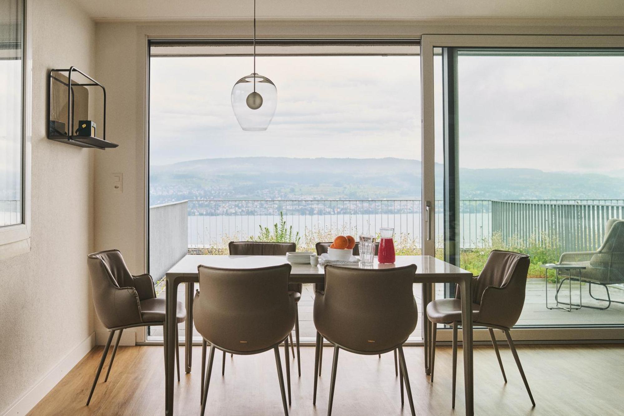 Aestate Living Lakeview In Zuerich Pfaeffikon *