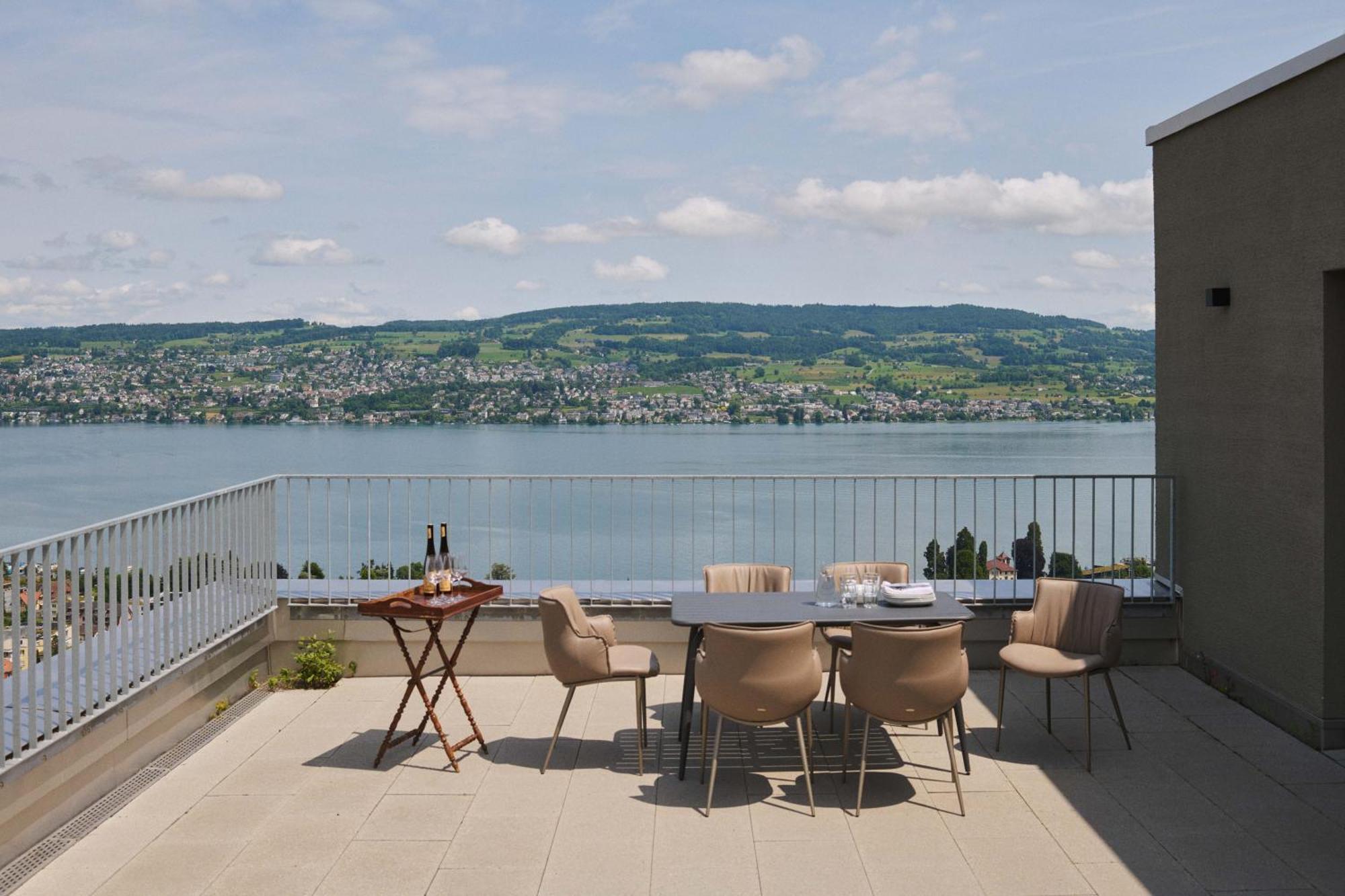 Aestate Living Lakeview In Zuerich Pfaeffikon Appartement Horgen